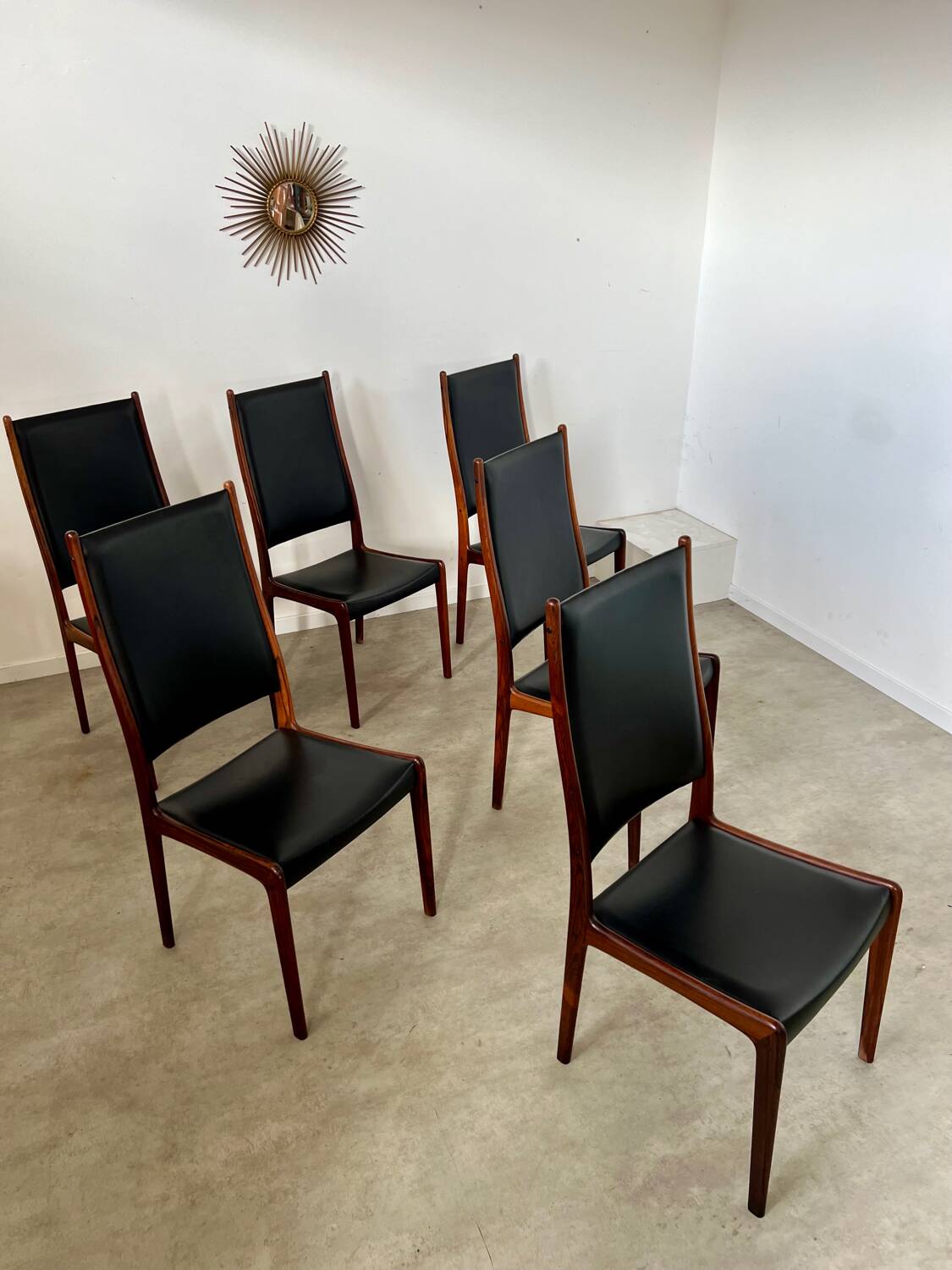 Arne Ovmand Olsen Mogens Kold Lot 6 anciennes chaises scandinave design Denmark en palissandre vintage