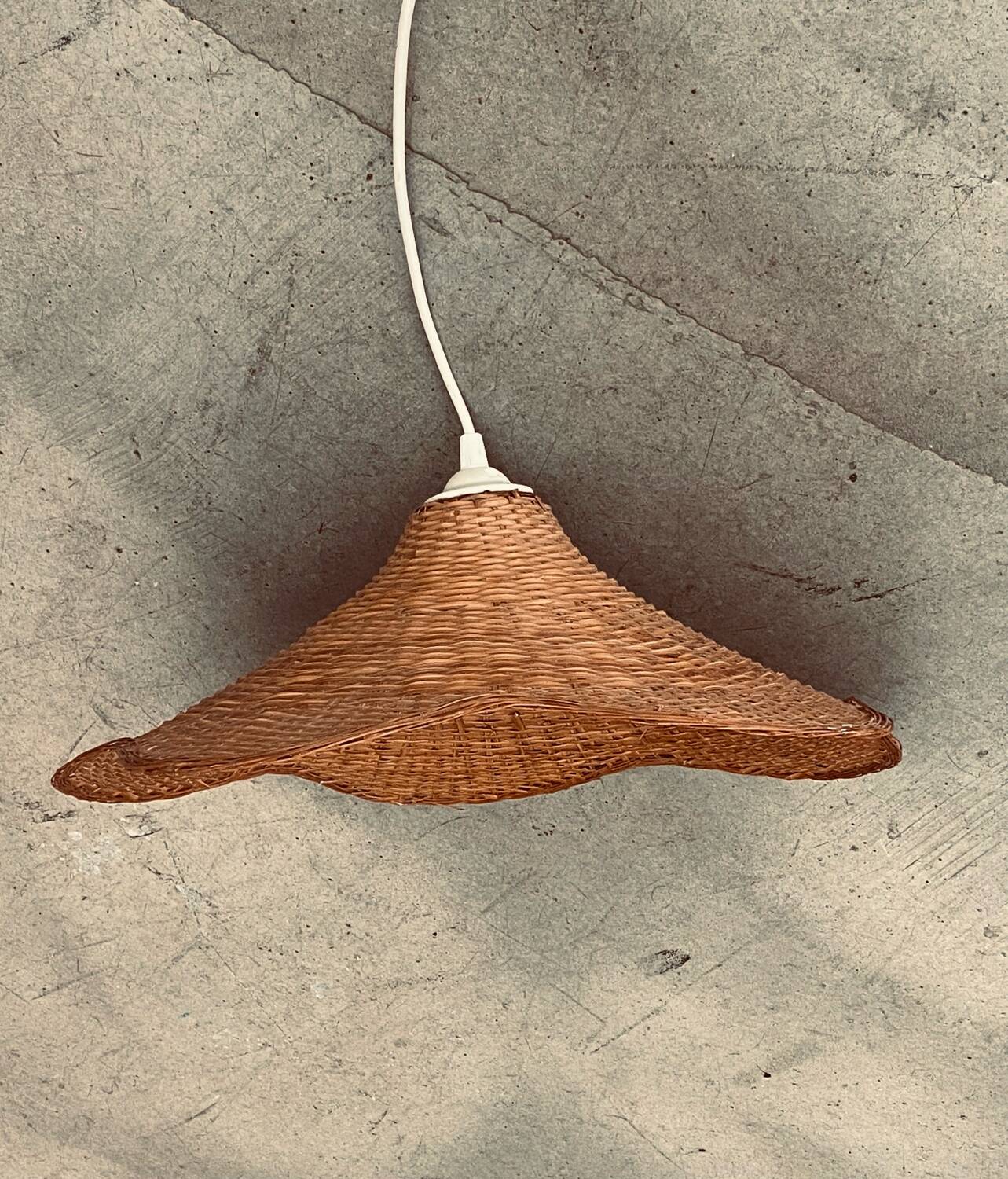 Rattan pendant light