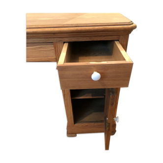 Fir desk