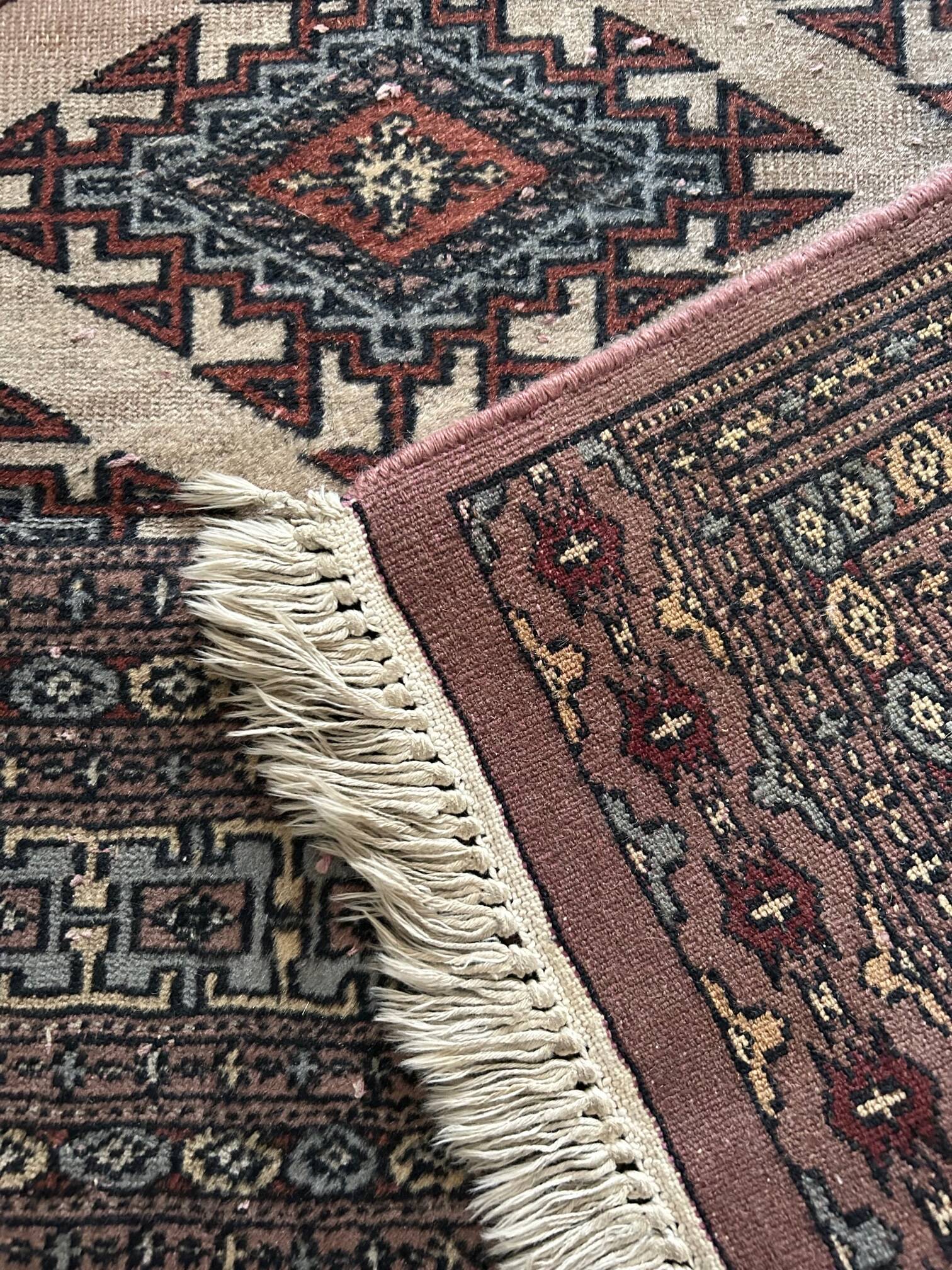 vintage oriental rug 159/94cm