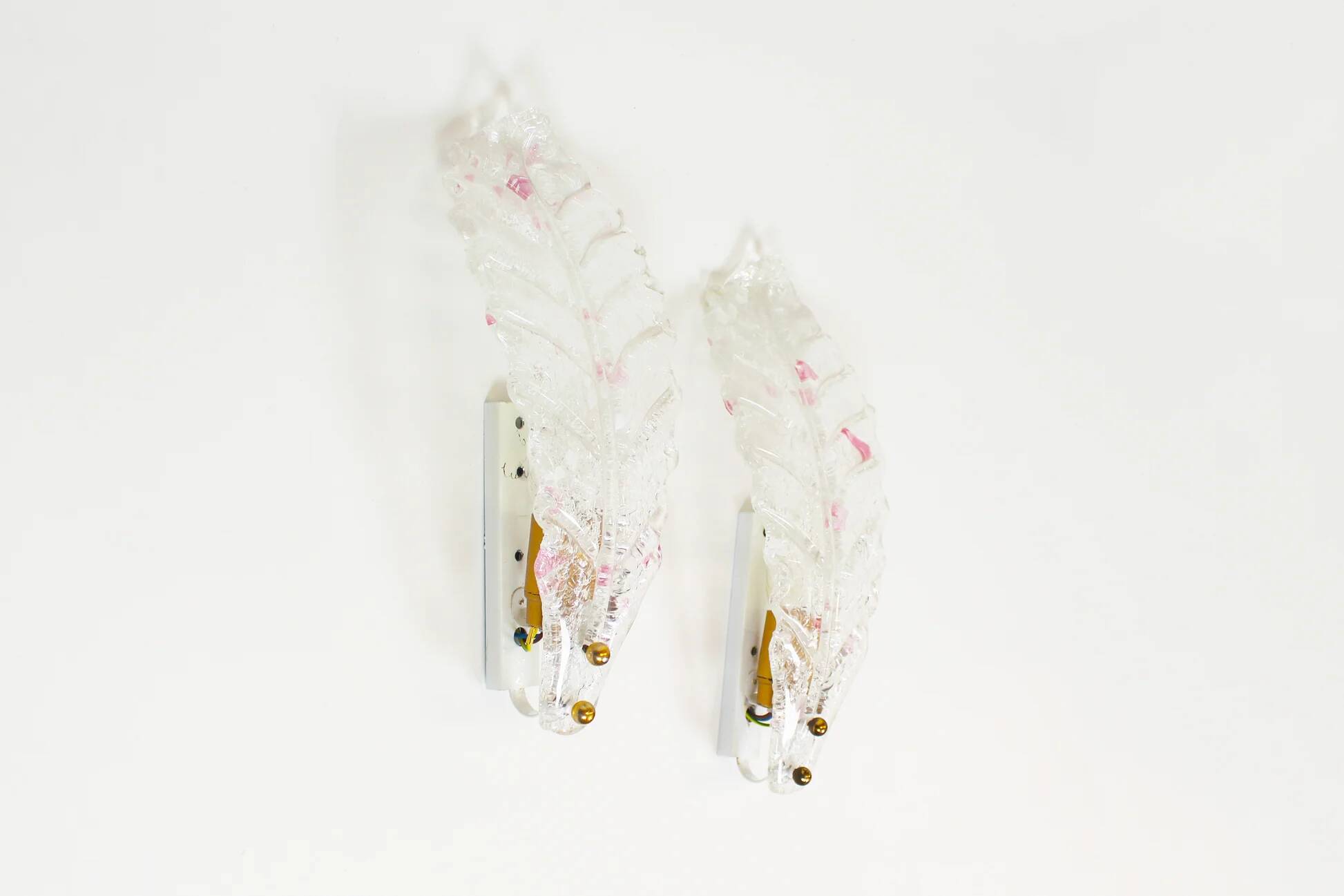 Pair of 80s Murano glass 'Foglio' wall lamps
