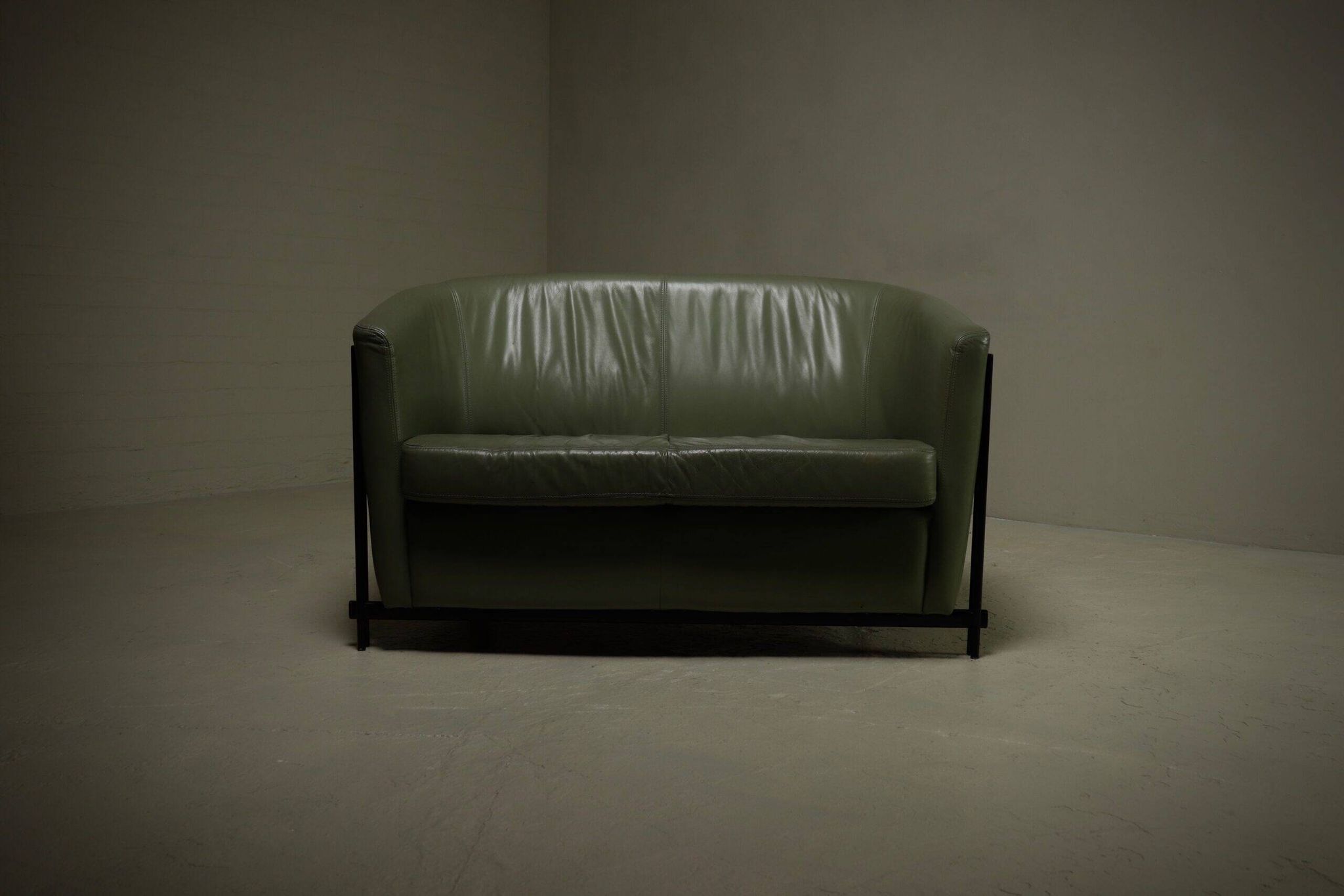 Postmodern leather club sofa by Touche 1980s