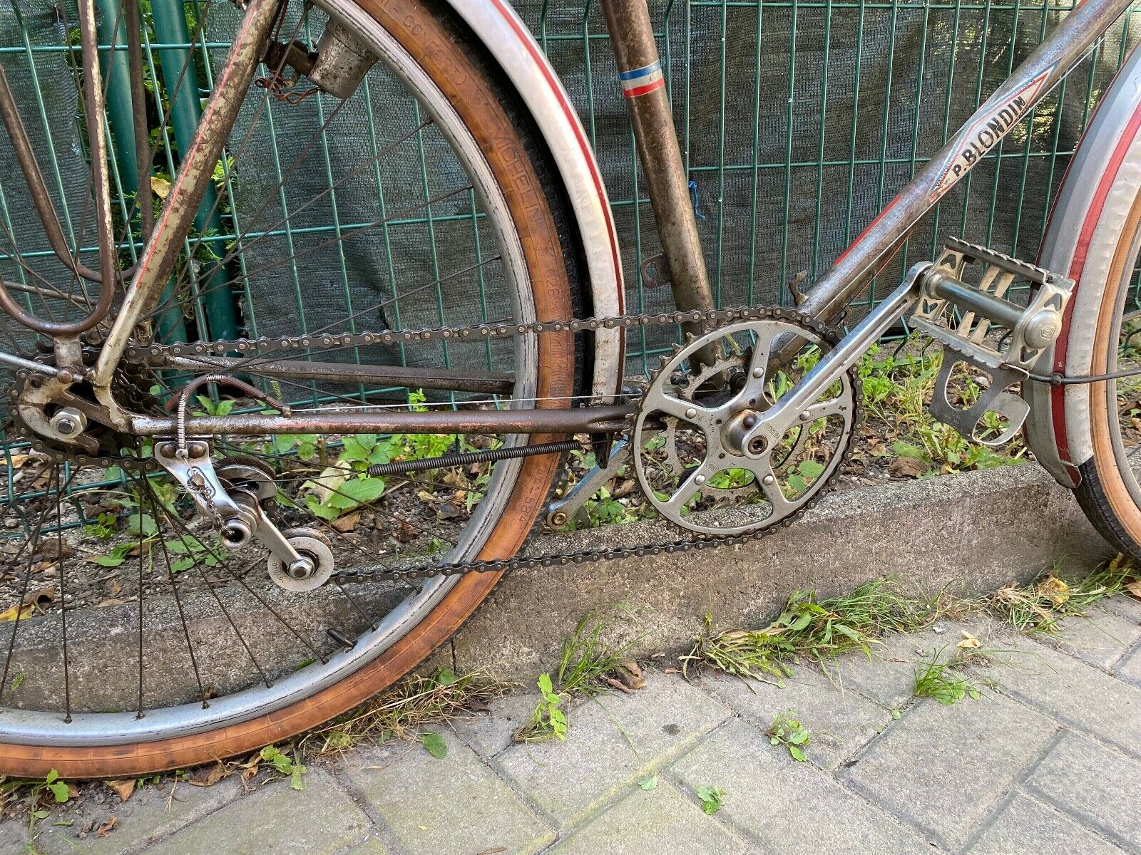 Old blondin sport bike 1950