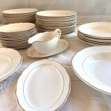 Service of 53 pieces of plates and dishes by Villeroy & Boch in cream and gold, model Saar.