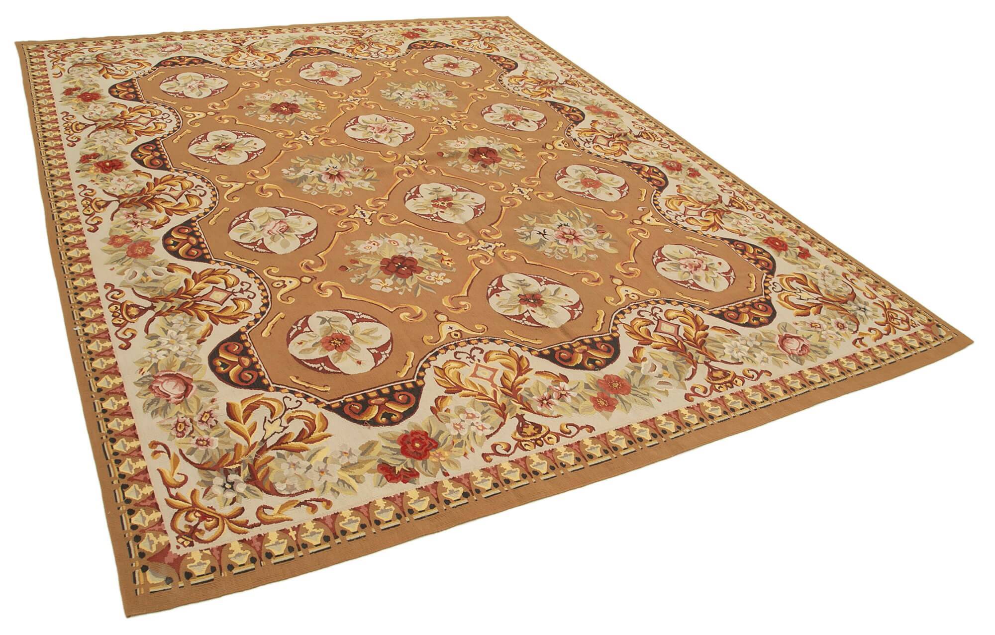 Handmade European Vintage Aubusson Kilim 236 cm x 306 cm