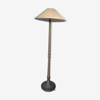 Lampadaire bois XVII ornements feuillage or