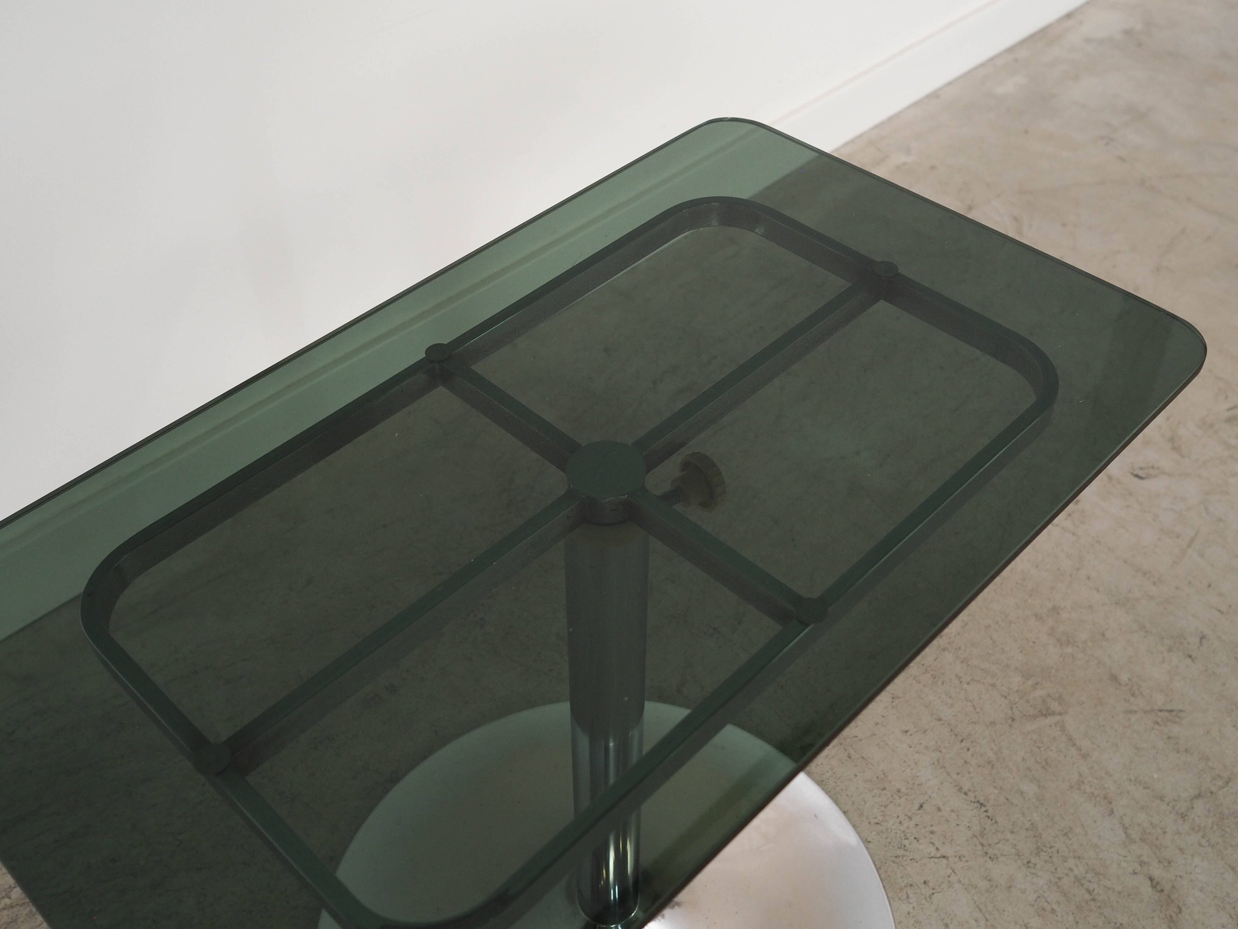 Glass coffee table, Italian design, 1970s, manufactured by Allegri