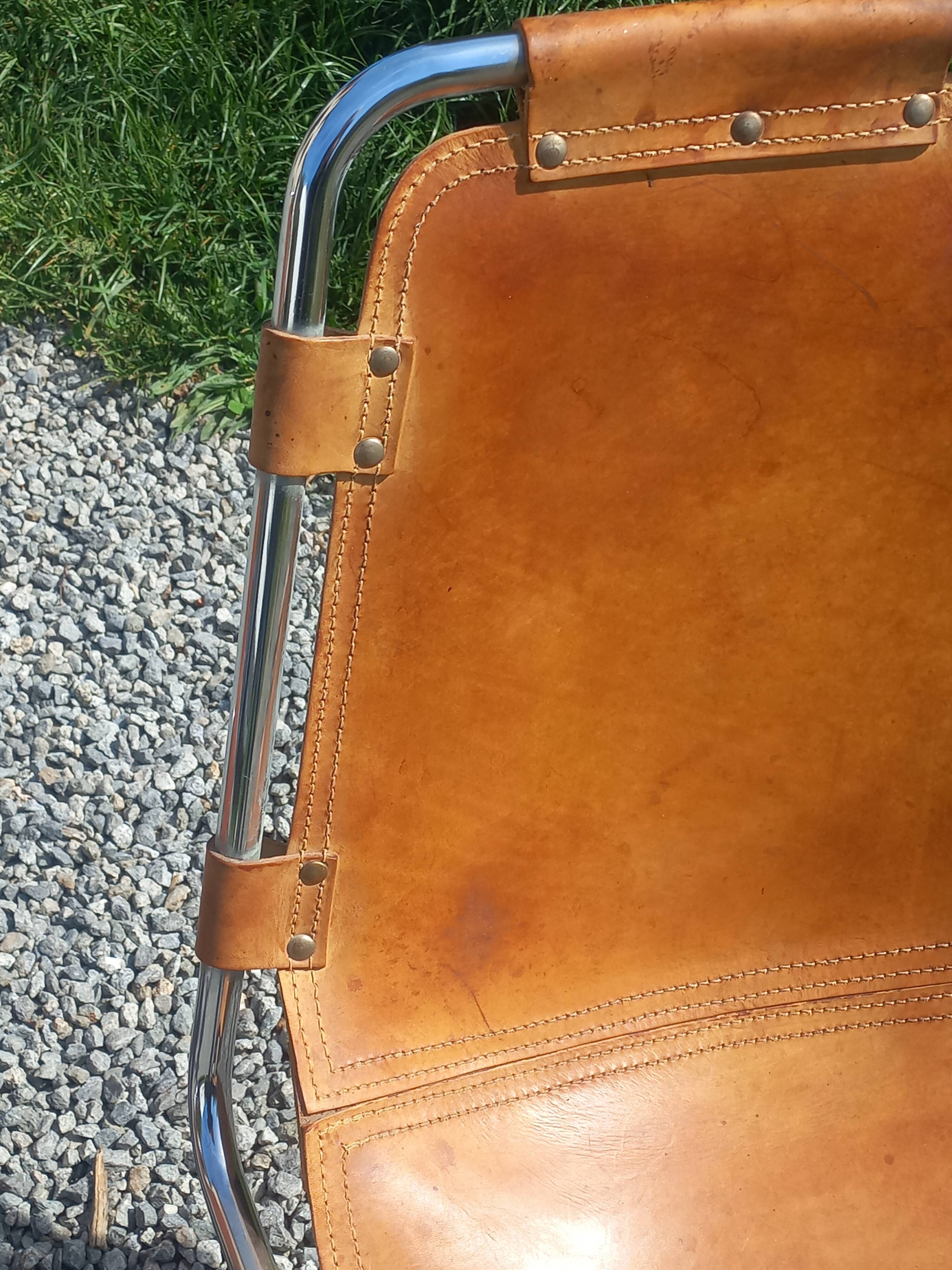 Paire de chaises design de Charlotte Perriand pour les Arcs