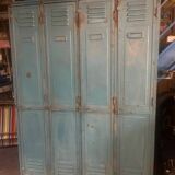 4-door industrial locker room