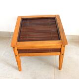 Petite table de salon, table basse bois bambou et verre, table indonésienne
