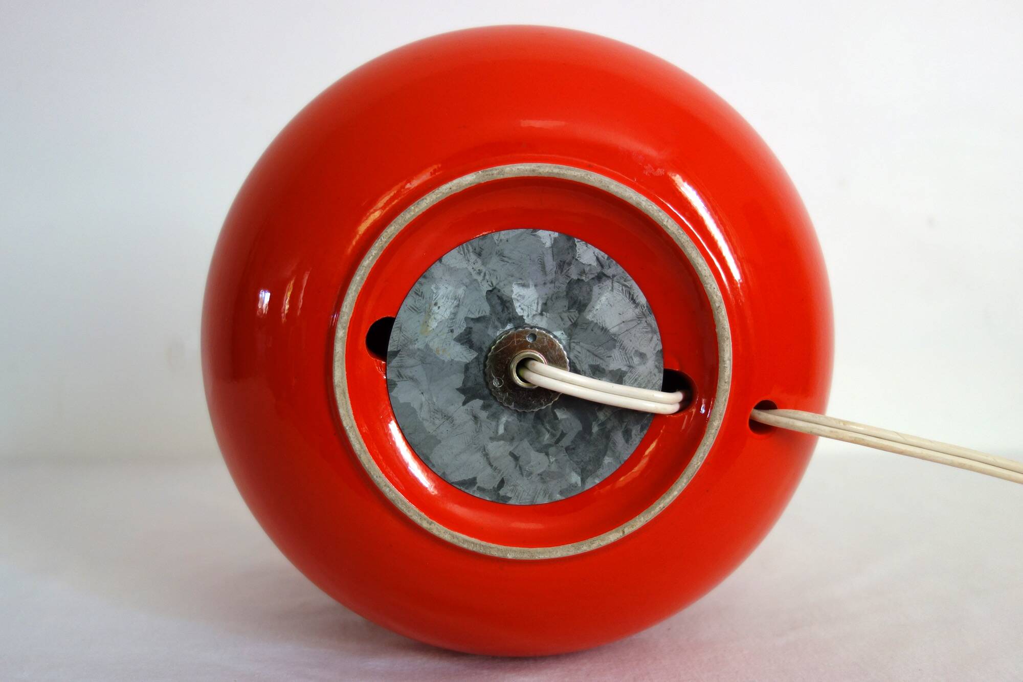 Vintage red ceramic diabolo lamp