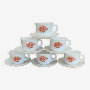 6 Arcopal cups and saucers