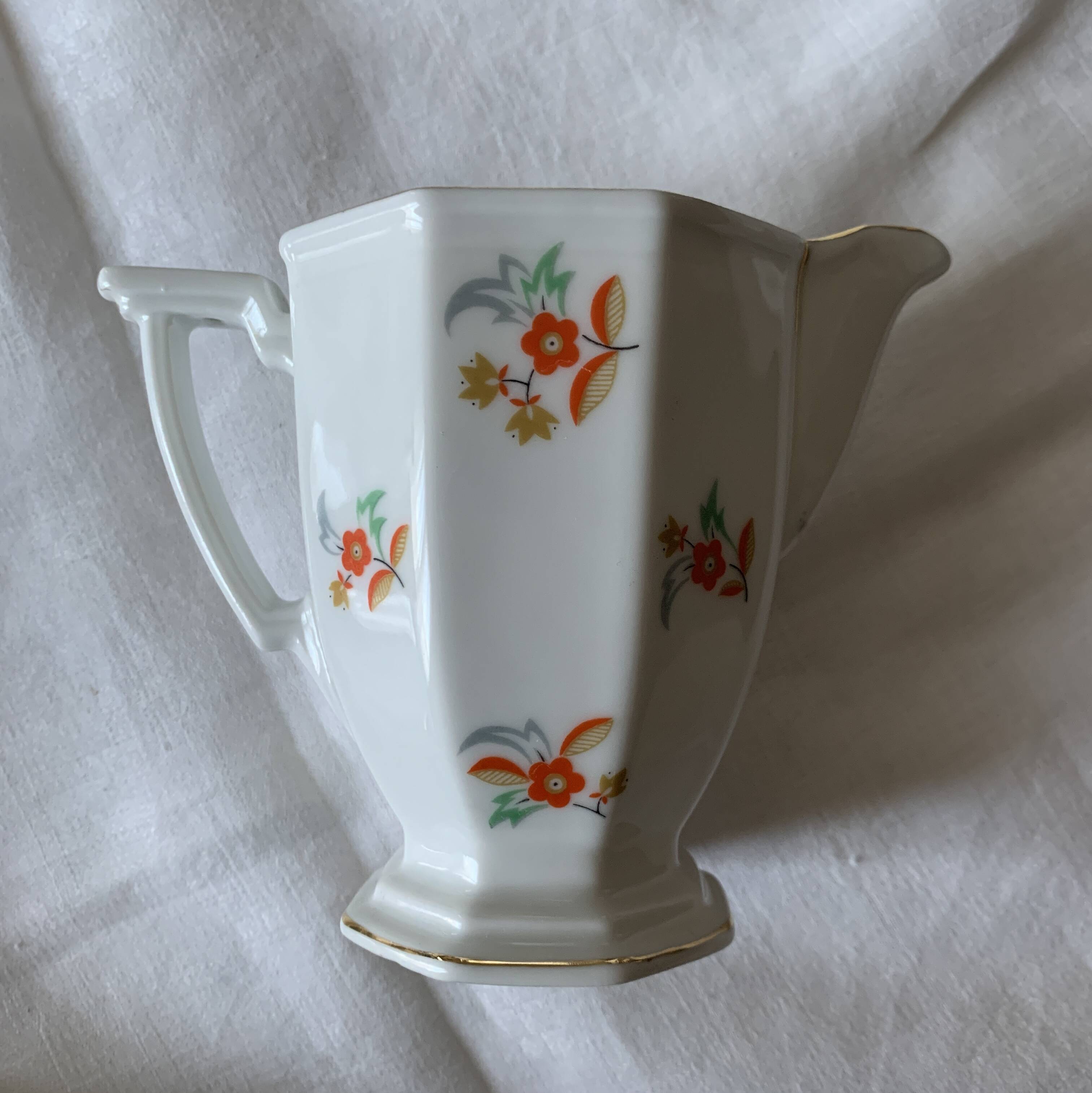 Epiag DF porcelain coffee service