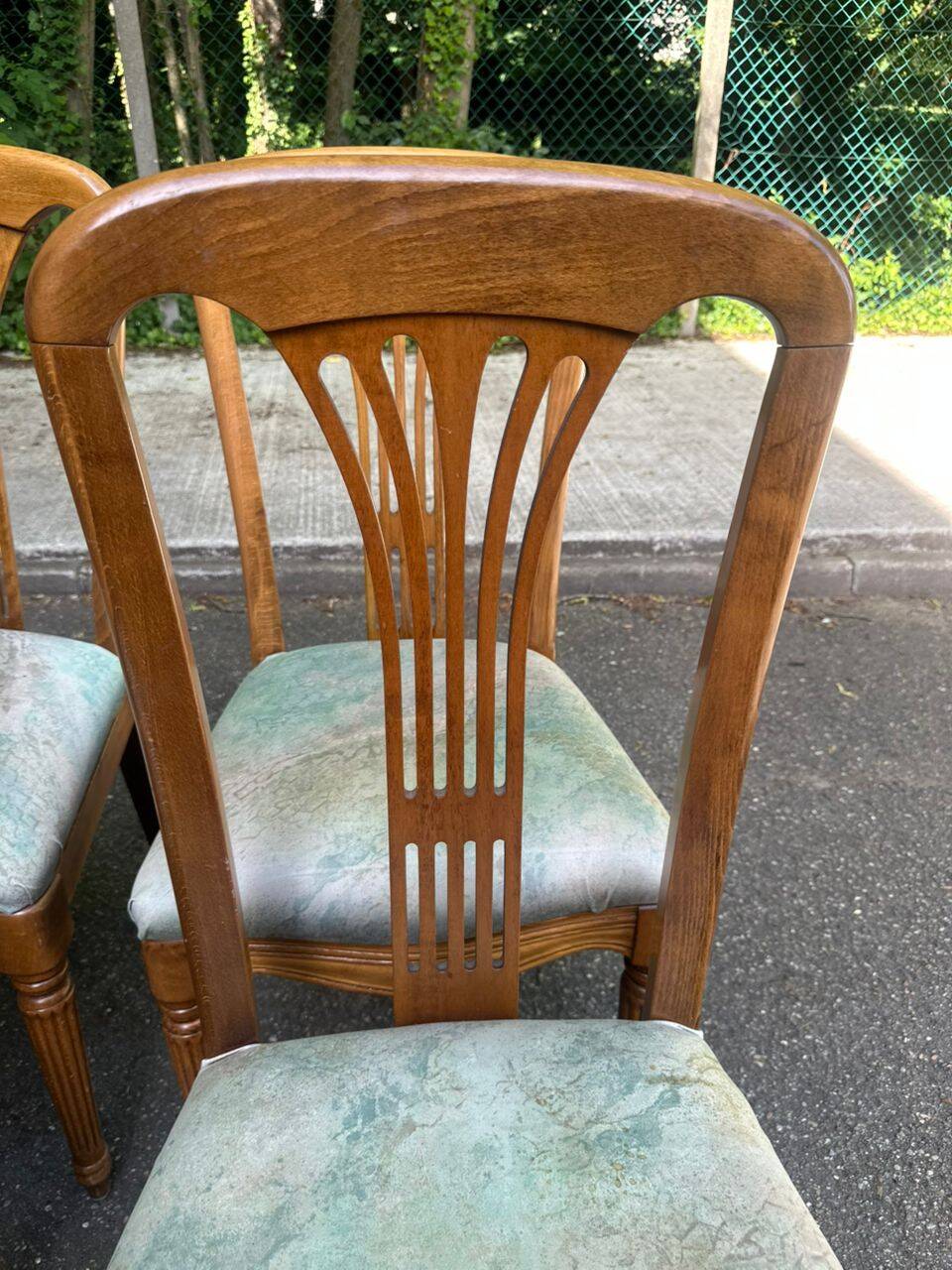4 Louis XVI dining chairs in solid wood and fabric from the 1970s.