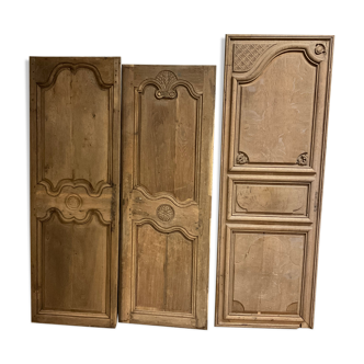 Set of doors