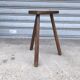 Tabouret tripode en bois 1960