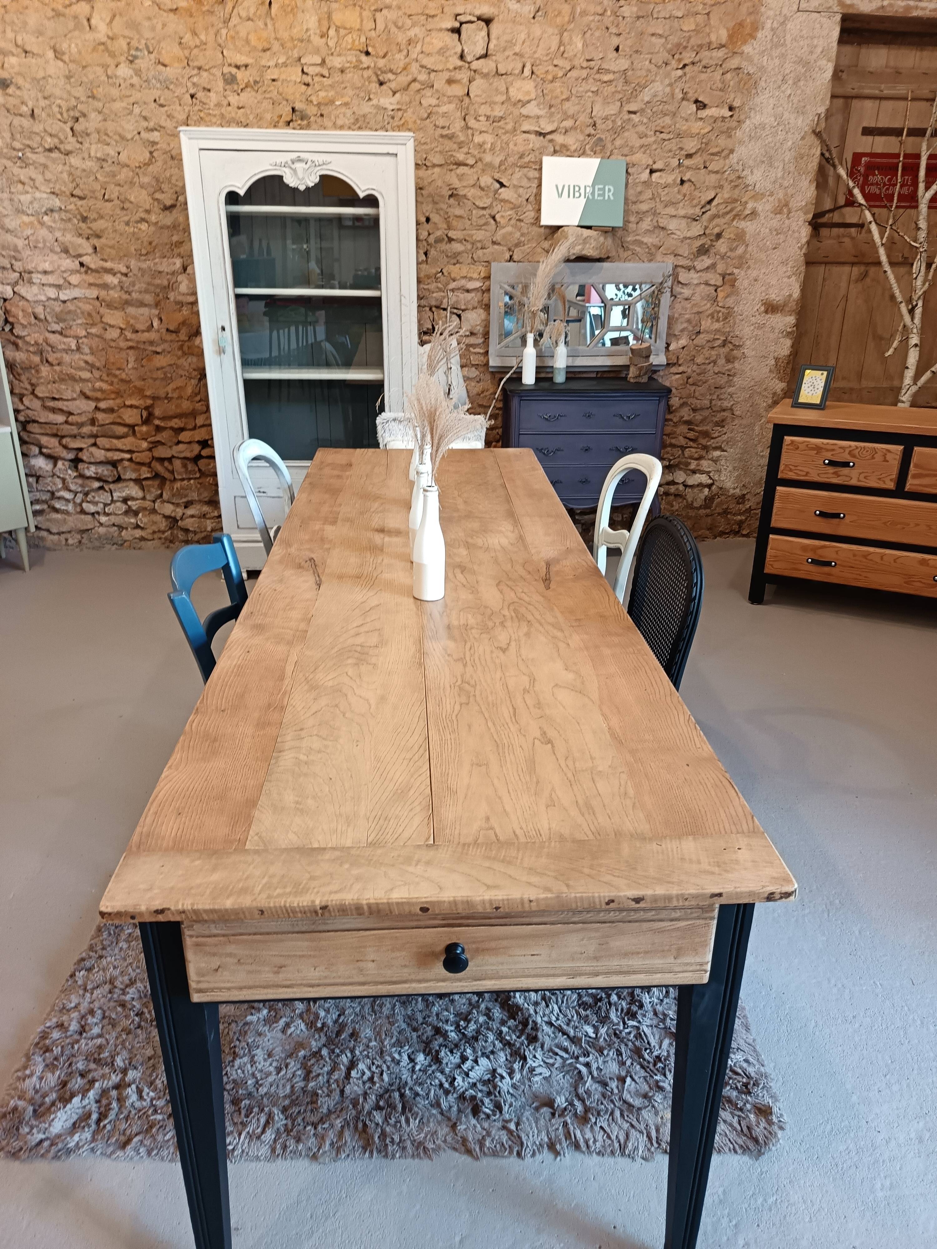 SUPERB RENOVATED FARMHOUSE TABLE 2.50m BLACK/WOOD