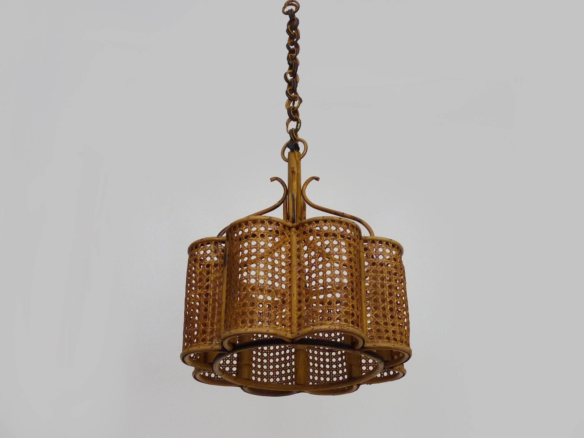 Ancienne suspension en rotin et cannage. Vintage années 60 70