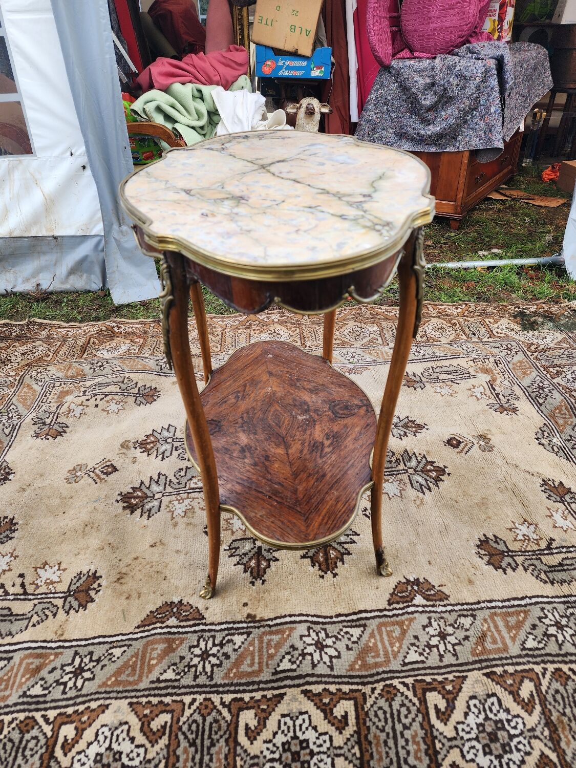 Guéridon style Louis XV