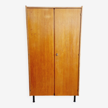 Armoire en bois