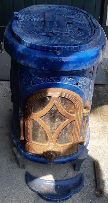 Poele deville " the not the same "