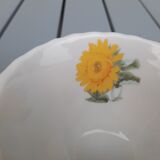 Pair of porcelain cups