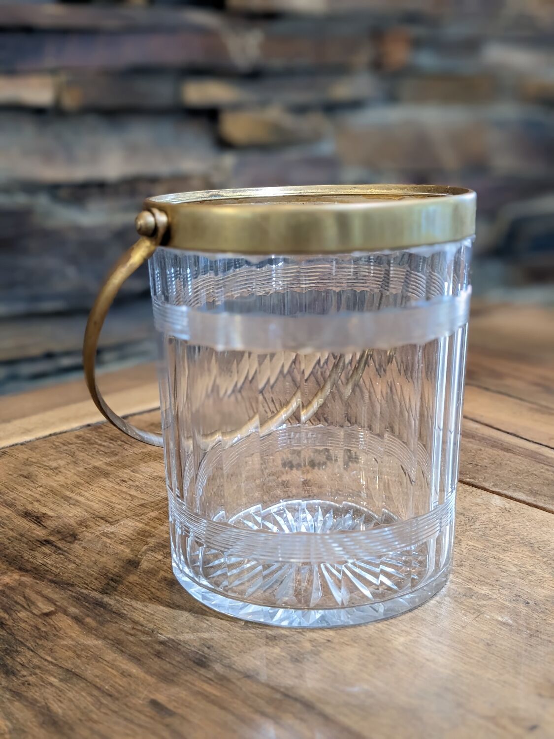 Art deco ice bucket in Baccarat crystal