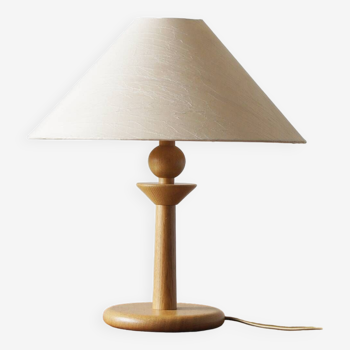 Lampe de table en bois avec abat-jour beige Design Asmuth Leuchten