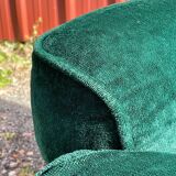 Fauteuil en velours vert "spage age" par Beka, 1970
