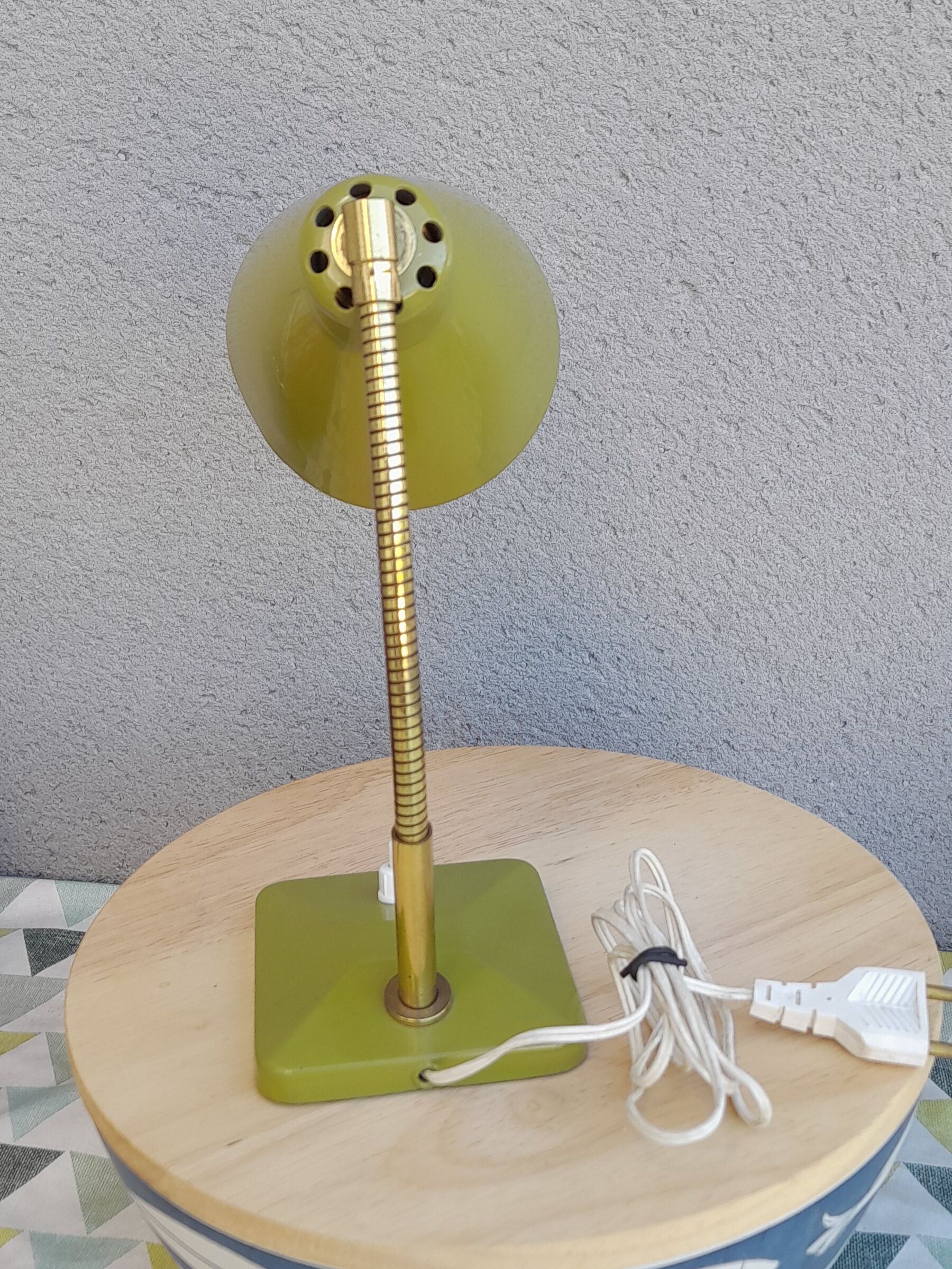 Green casserole lamp