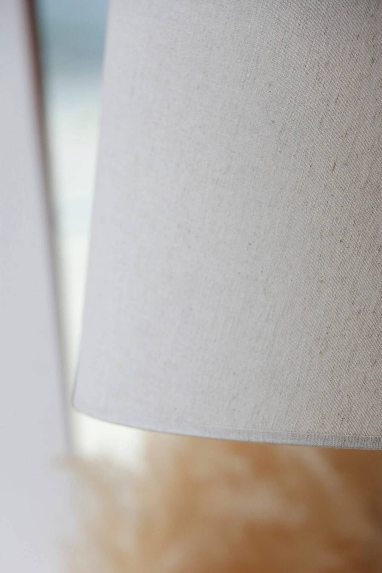 Vintage Scandinavian floor lamp in wood and gold brass — Beige lampshade