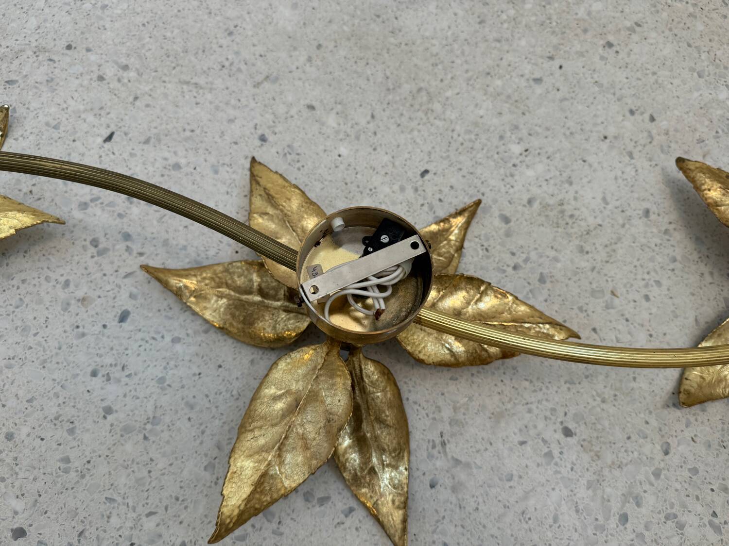 Large brass wall light, Willy Daro