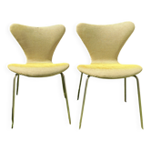 Lot 2 chaises Jacobsen numéro 7, première édition 1960