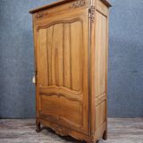 Louis XV style wardrobe in solid wood.