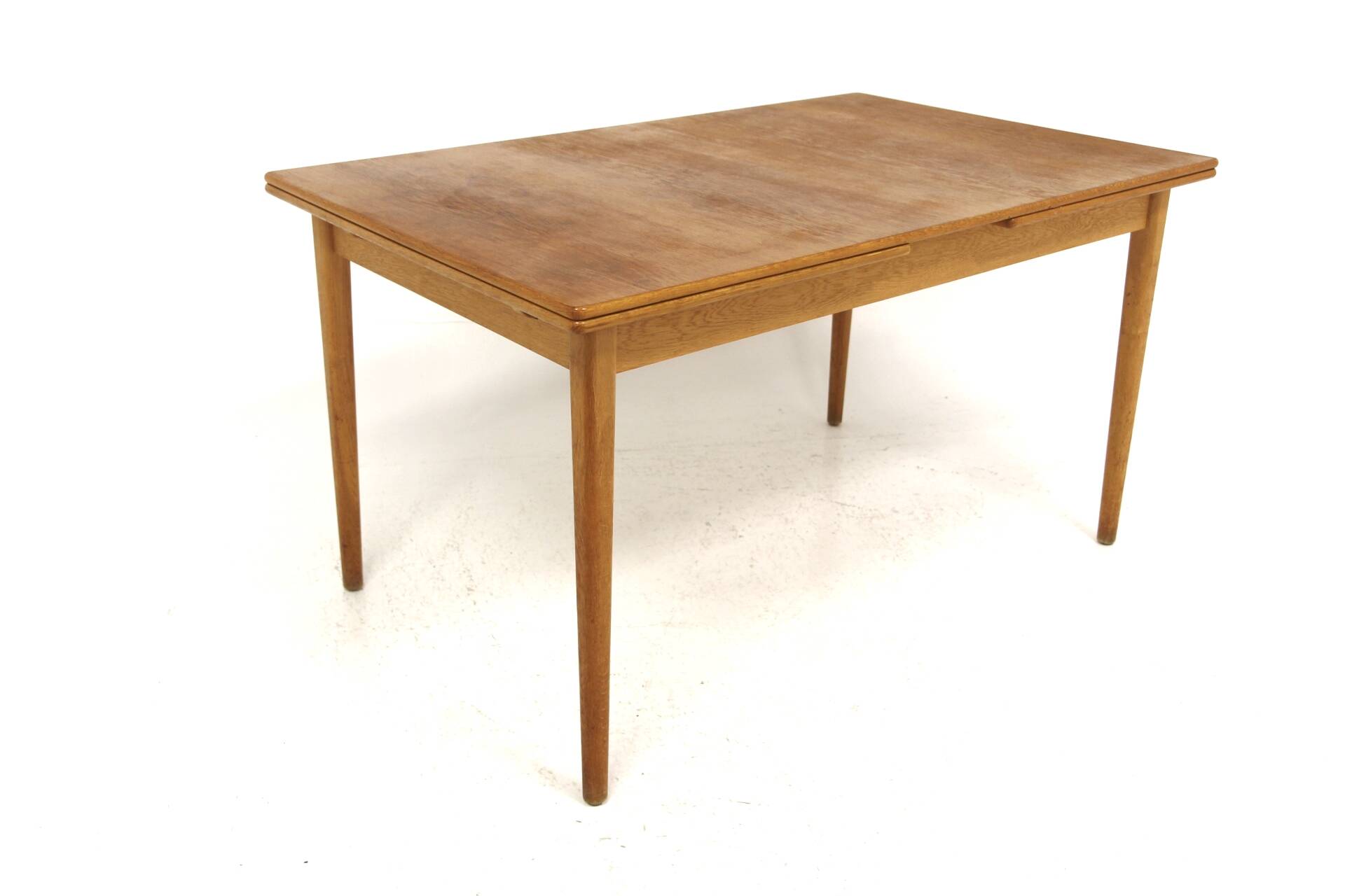 Table de salle à manger en chêne "Bjärni", Nils Jonsson, Troeds, Suède, 1960