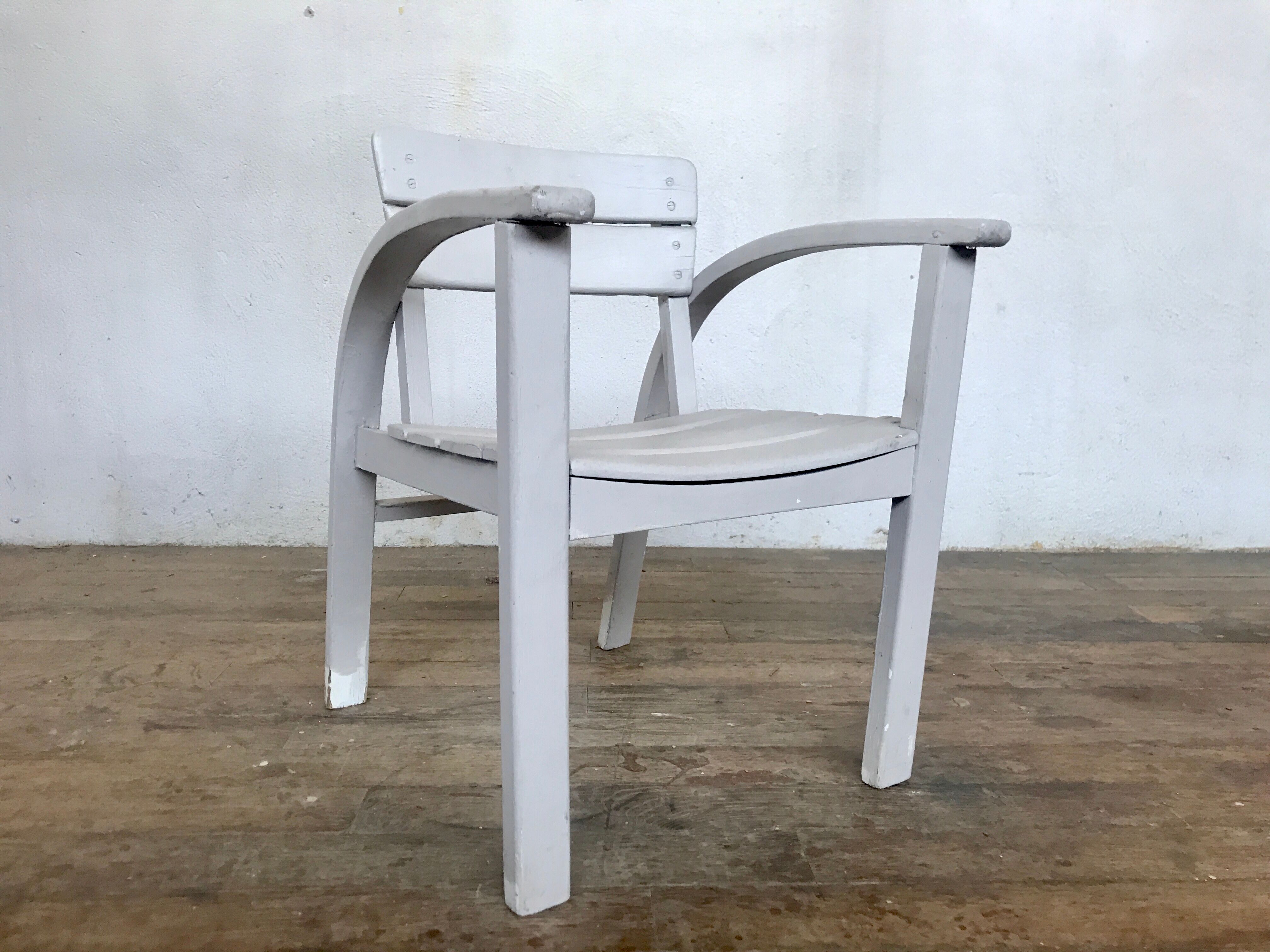 Fauteuil vintage pour enfant blanc gris clair 1950