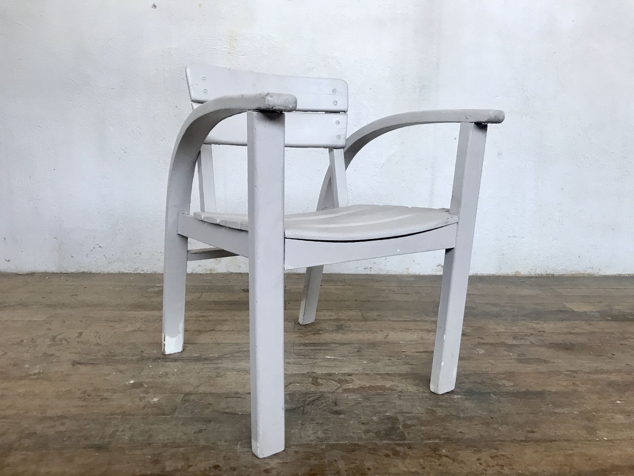 Fauteuil vintage pour enfant blanc gris clair 1950