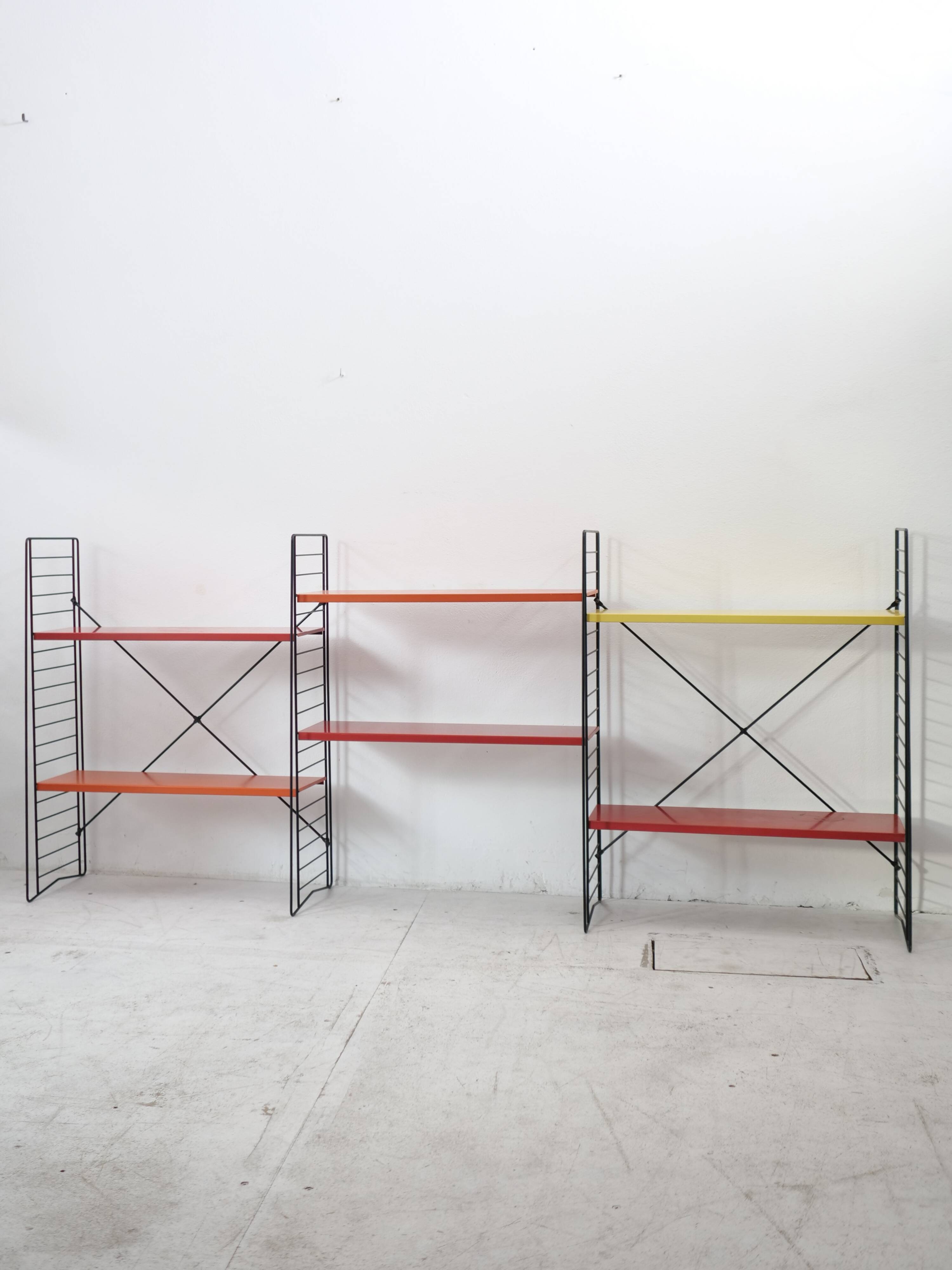 Tomado shelf in coloured metal floor shelves from 1958.
