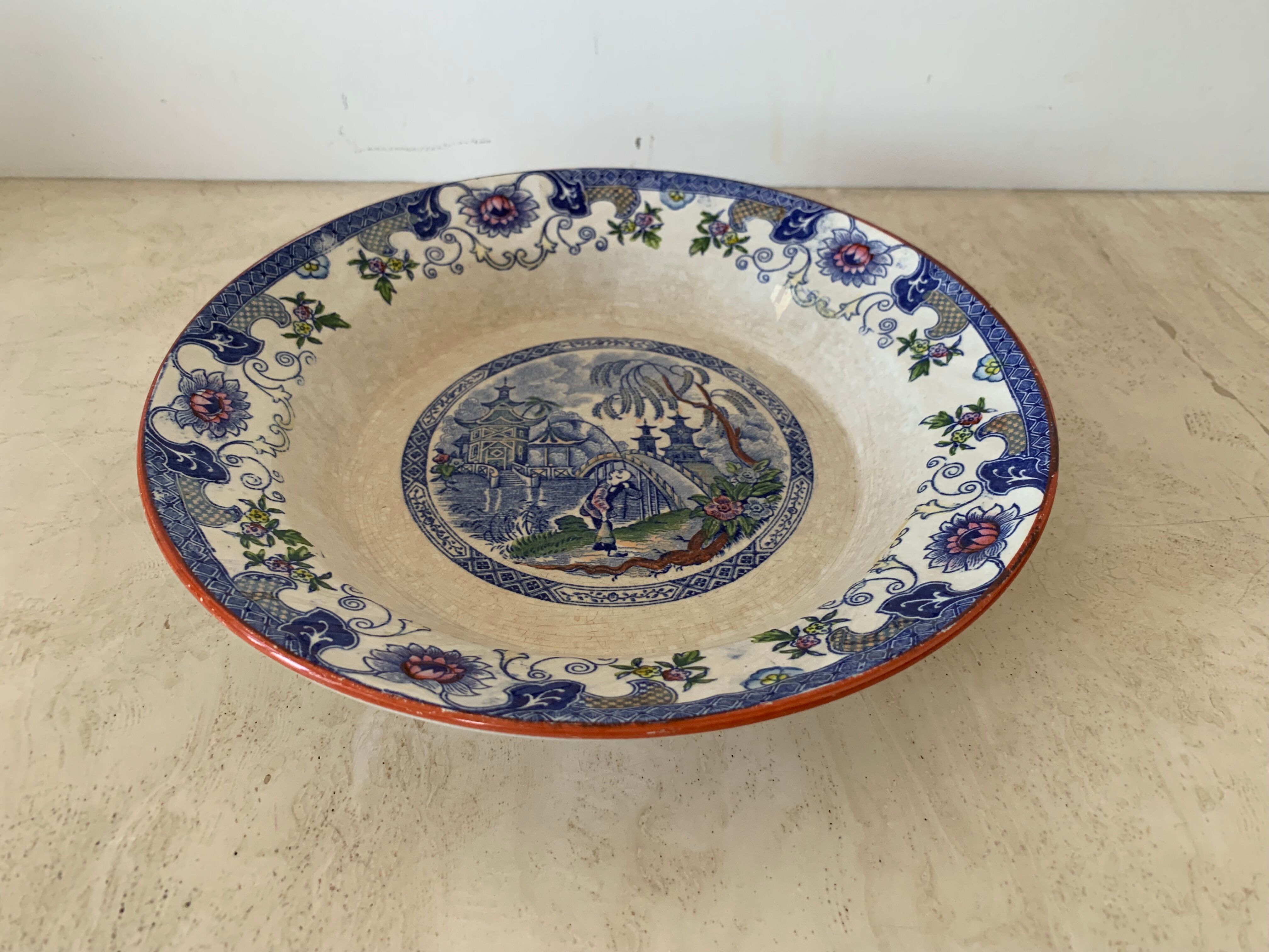 Digoin & Sarreguemines dish