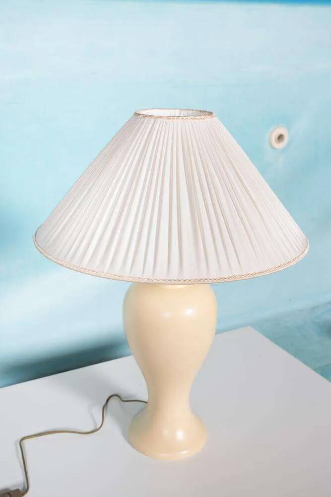 Vintage 1970s bohemian ceramic table lamp.