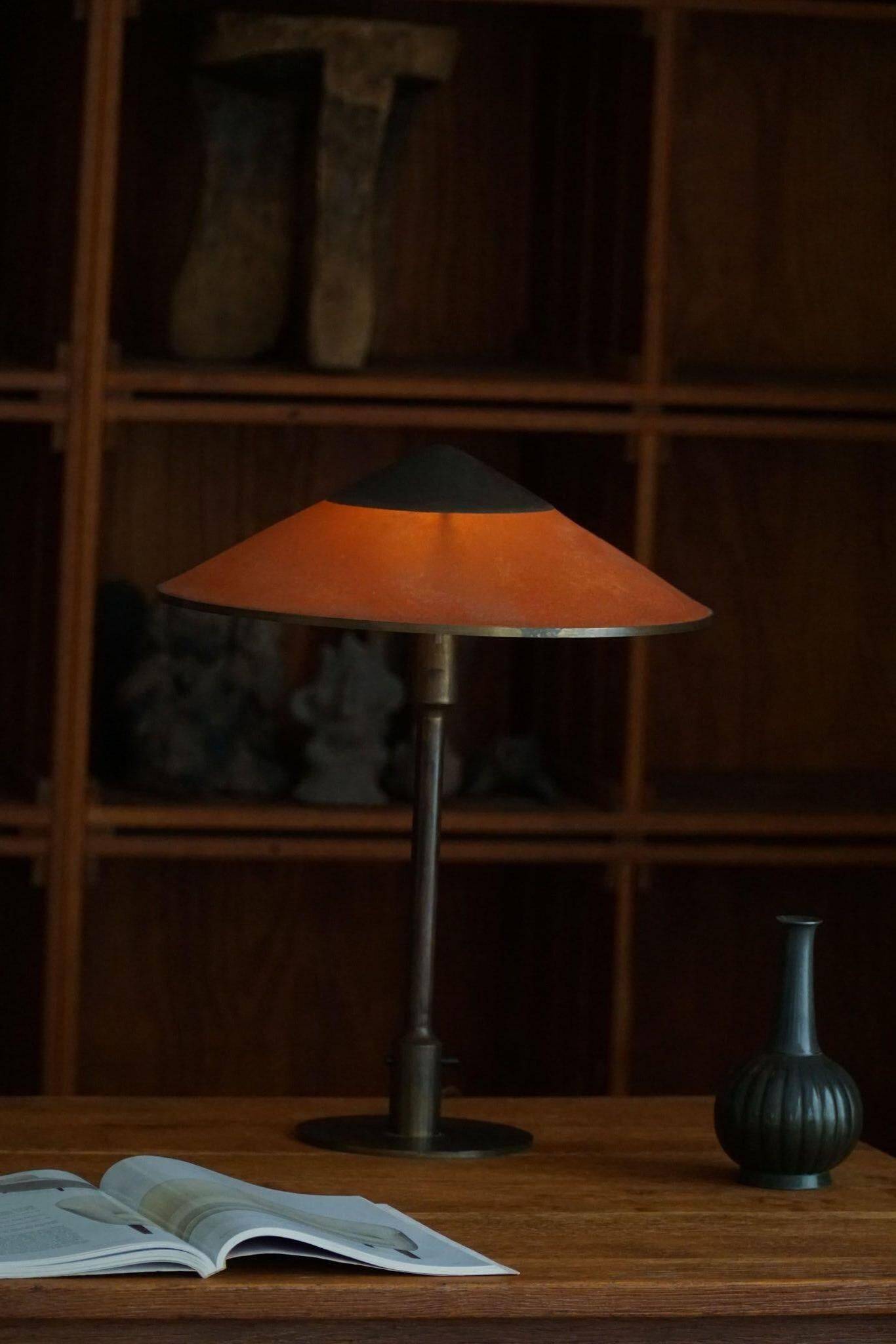 Modern Danish table lamp, model "T3" by Niels Rasmussen Thykier, made in the 1930s.