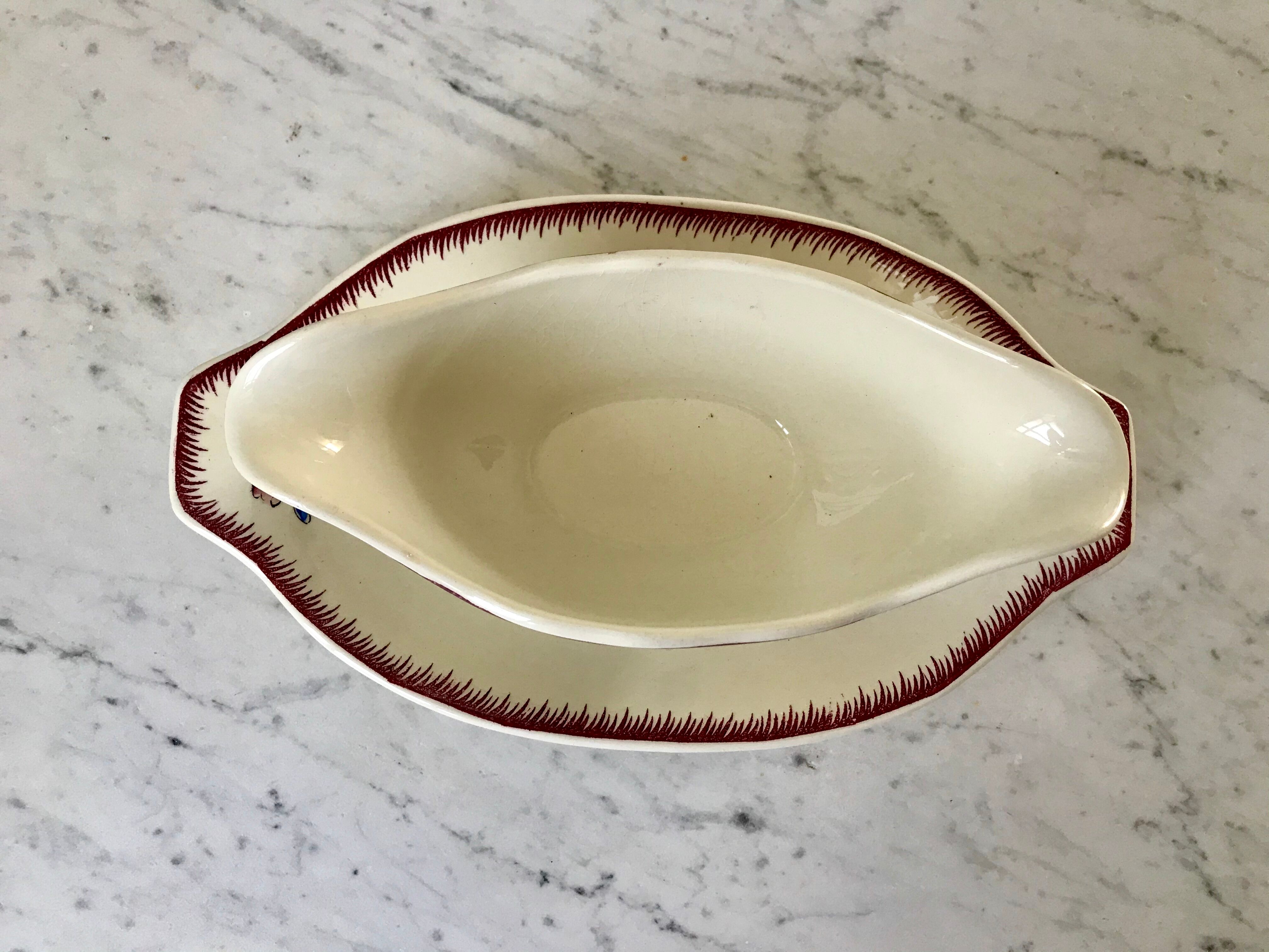 Saucière Villeroy & Boch La Louvière Belgian manufacture in Iron Earth early twentieth century