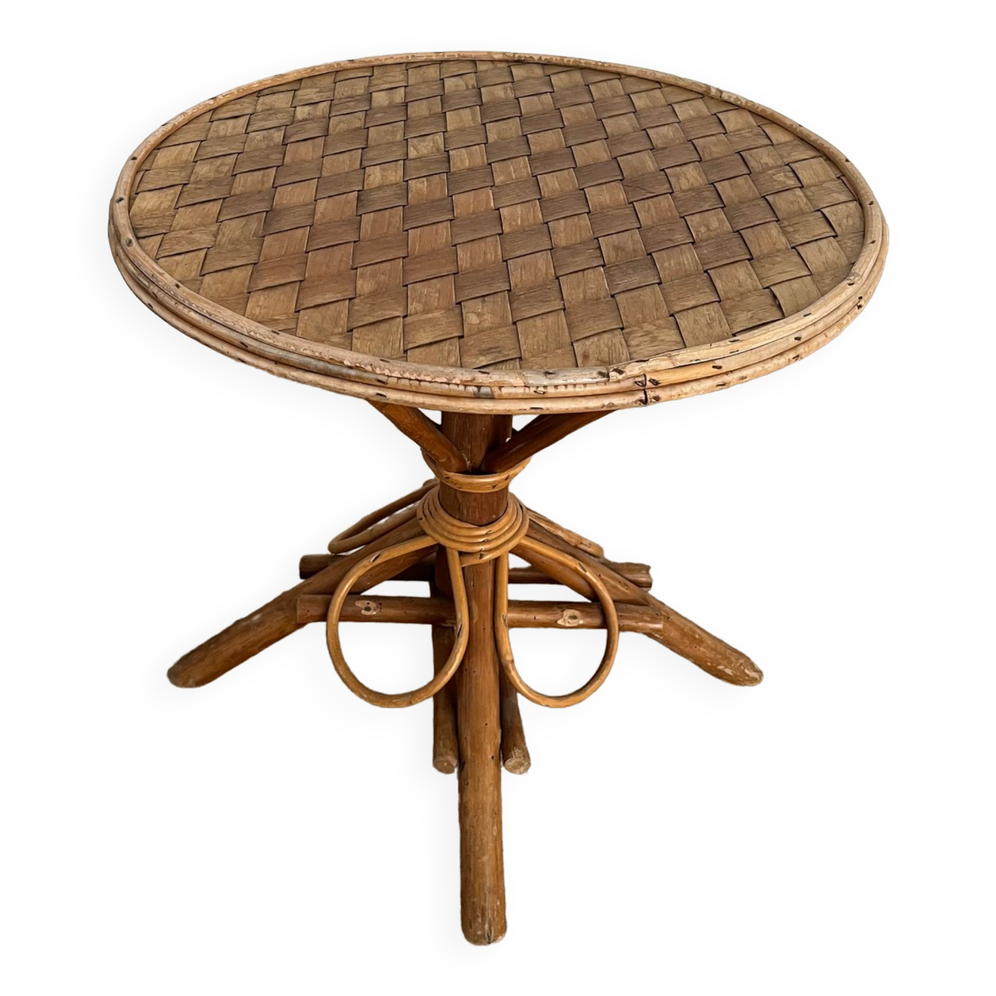 Rattan pedestal table