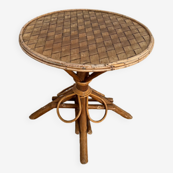 Rattan pedestal table