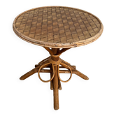 Rattan pedestal table
