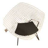 Diamond Bertoia armchair