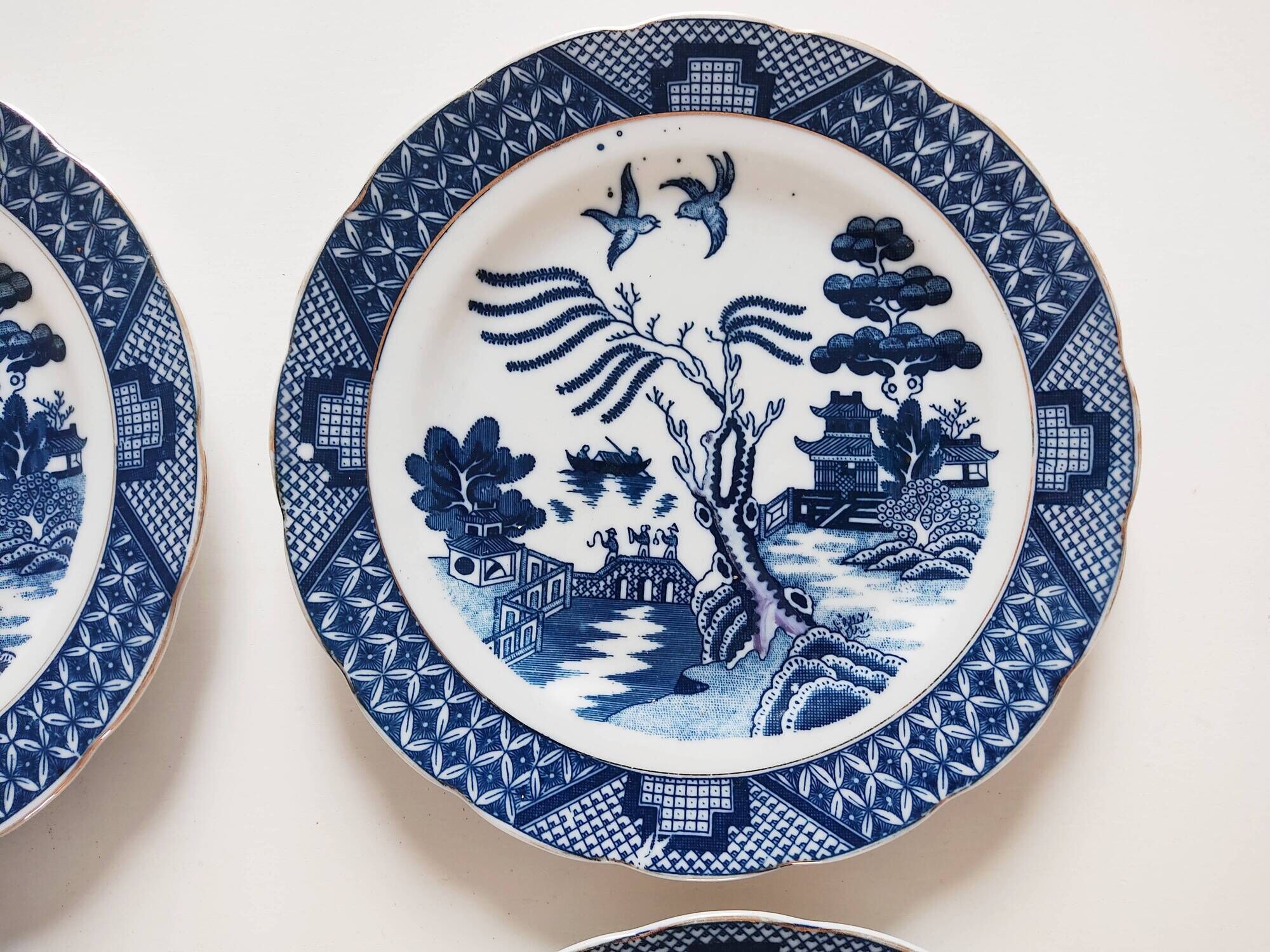 Set of 6 English porcelain dessert plates