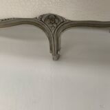 Lit corbeille de style Louis XV en hetre patiné XX siècle