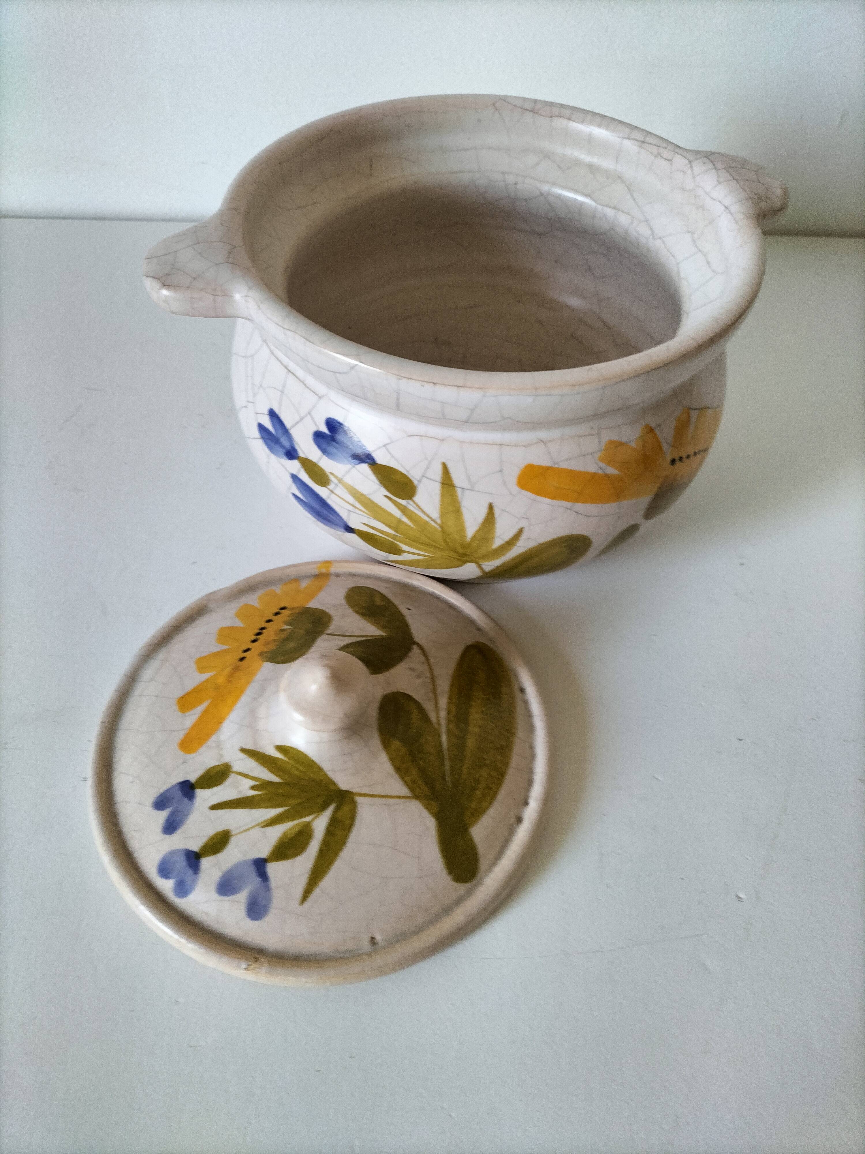 Covered pot Poteries du Marais - Rare country decor