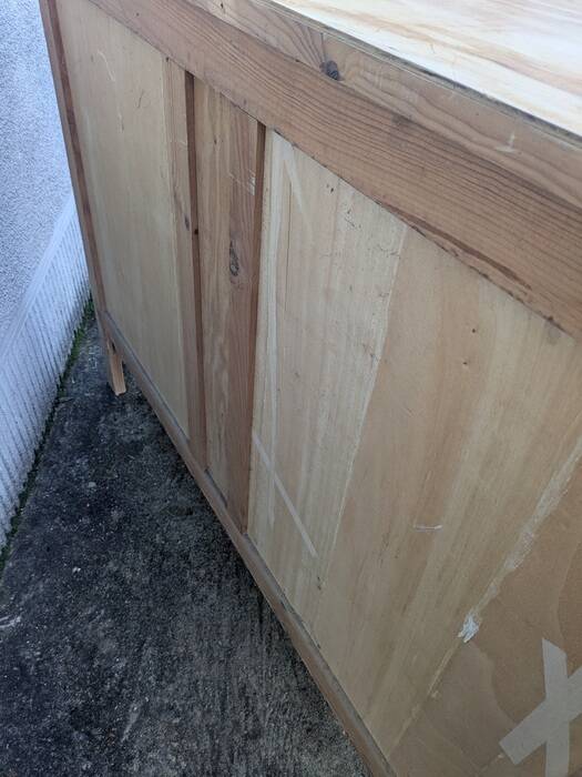 Enfilade, buffet with compass legs